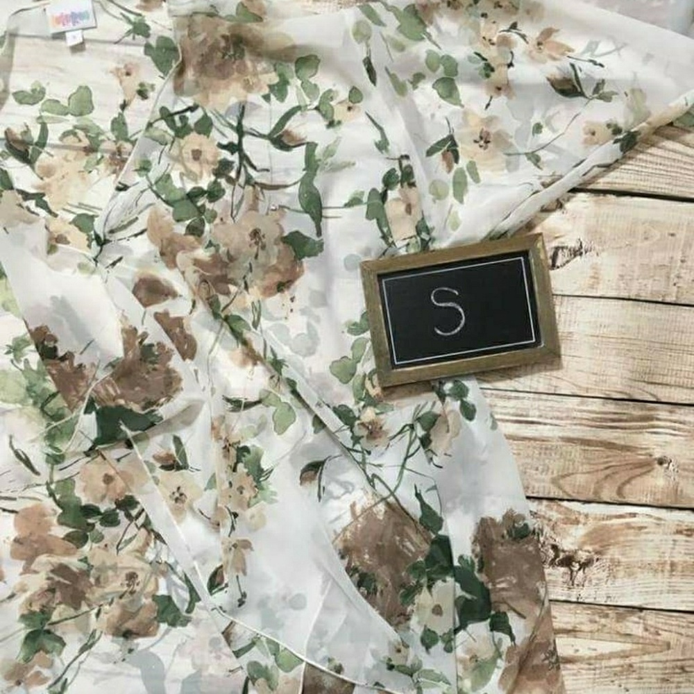 Nwt Unicorn Lularoe Shirley Small